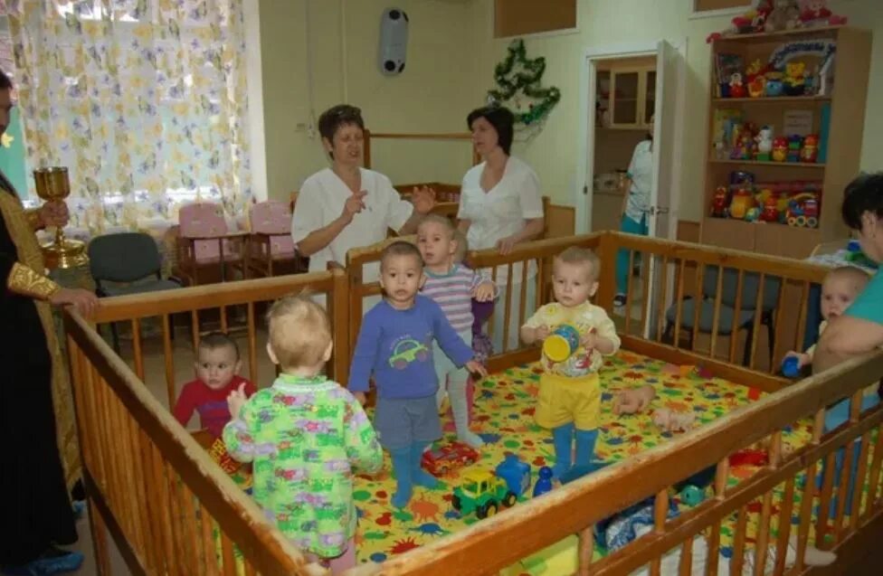 Детдом ростовская область. Детский дом номер 4 ростов на дону. Детский дом в ростове на дону. Дом ребенка ростов на дону сайт. Дети дом малютки ростов на дону.