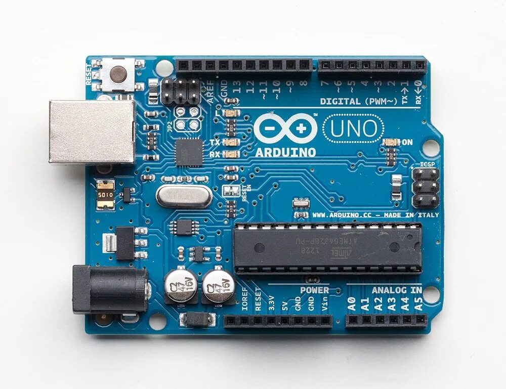 Https arduino cc. Ардуино уно р3. Микроконтроллер ардуино уно. Плата ардуино уно. Процессор ардуино уно.