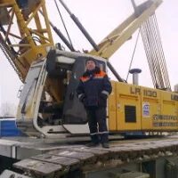 Водитель крана автомобильного. Cla 31. Вакансии в хабаровске машинист автокрана свежие. Водитель крана автомобильного. Машинист пневмоколесного крана (крановщик).