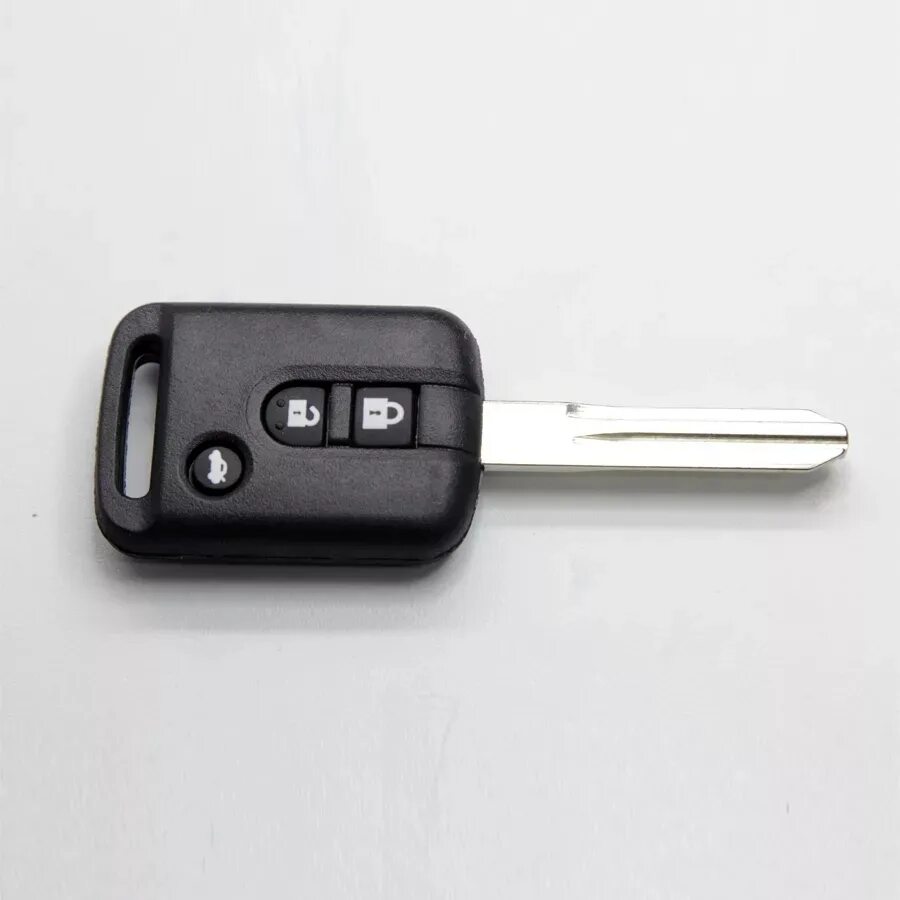 Ключ 3 кнопки Nissan Almera. Nissan h0564em00b ключ. Nissan Skyline корпус ключа зажигания. Nissan Navara 2008 ключ зажигания.