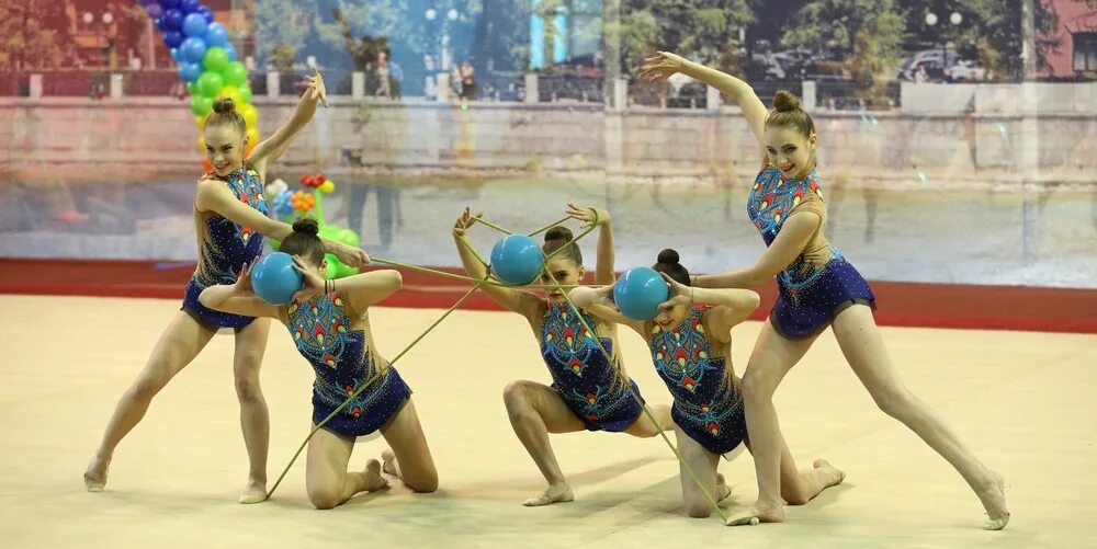 Художественная гимнастика калуга юность. Художественная гимнастика киров. Гимнастика киров. Художественная гимнастика нововятск киров заря. Художественная гимнастика кировский.