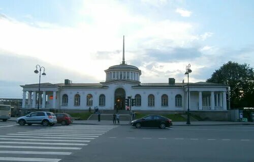 Путешествие в Павловск: как вернуть славу музыкальному вокзалу - МК Санкт-Петерб