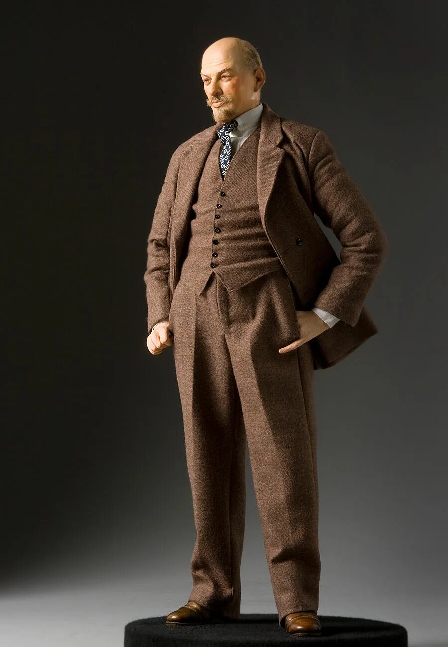Ленин отзывы людей. Исторические куклы Георга Стюарта Ленин.