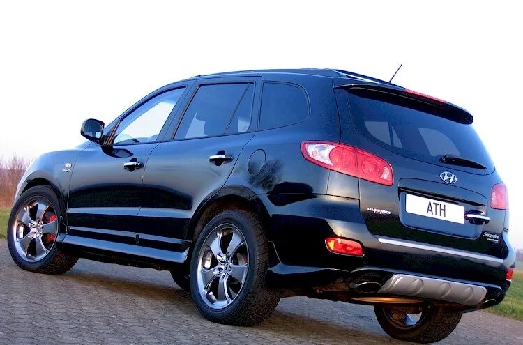 Тюнинг санта фе 2. Обвес на Хендай Санта Фе 2. Hyundai Santa Fe Tuning 2010. Хендай Санта Фе 2008 в обвесе. Тюнинг Хендай Санта Фе 2 2008.