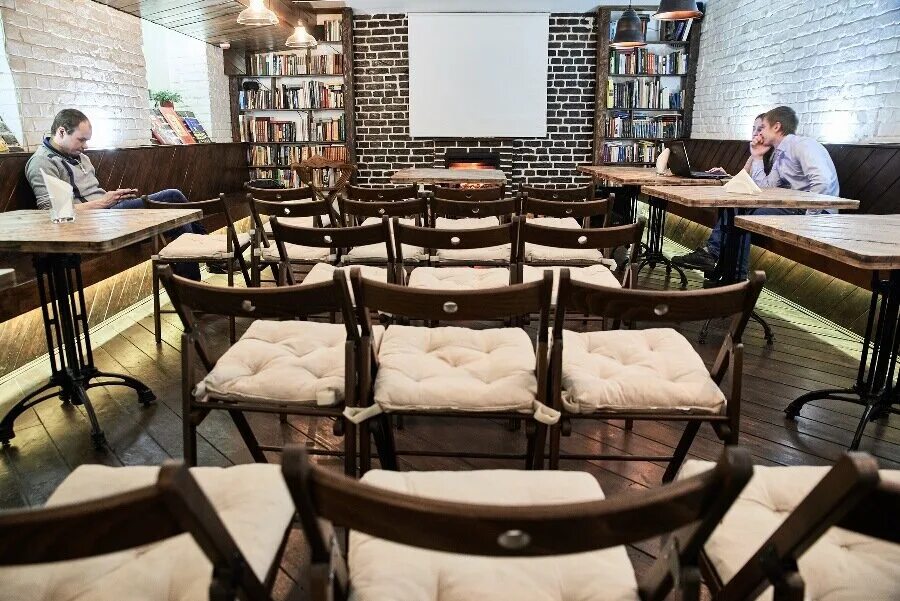 Ул. Ул жуковского 4 стр 1. Ул жуковского 7 москва. Жуковского 4с1 листва. Улица жуковского, 6с2.