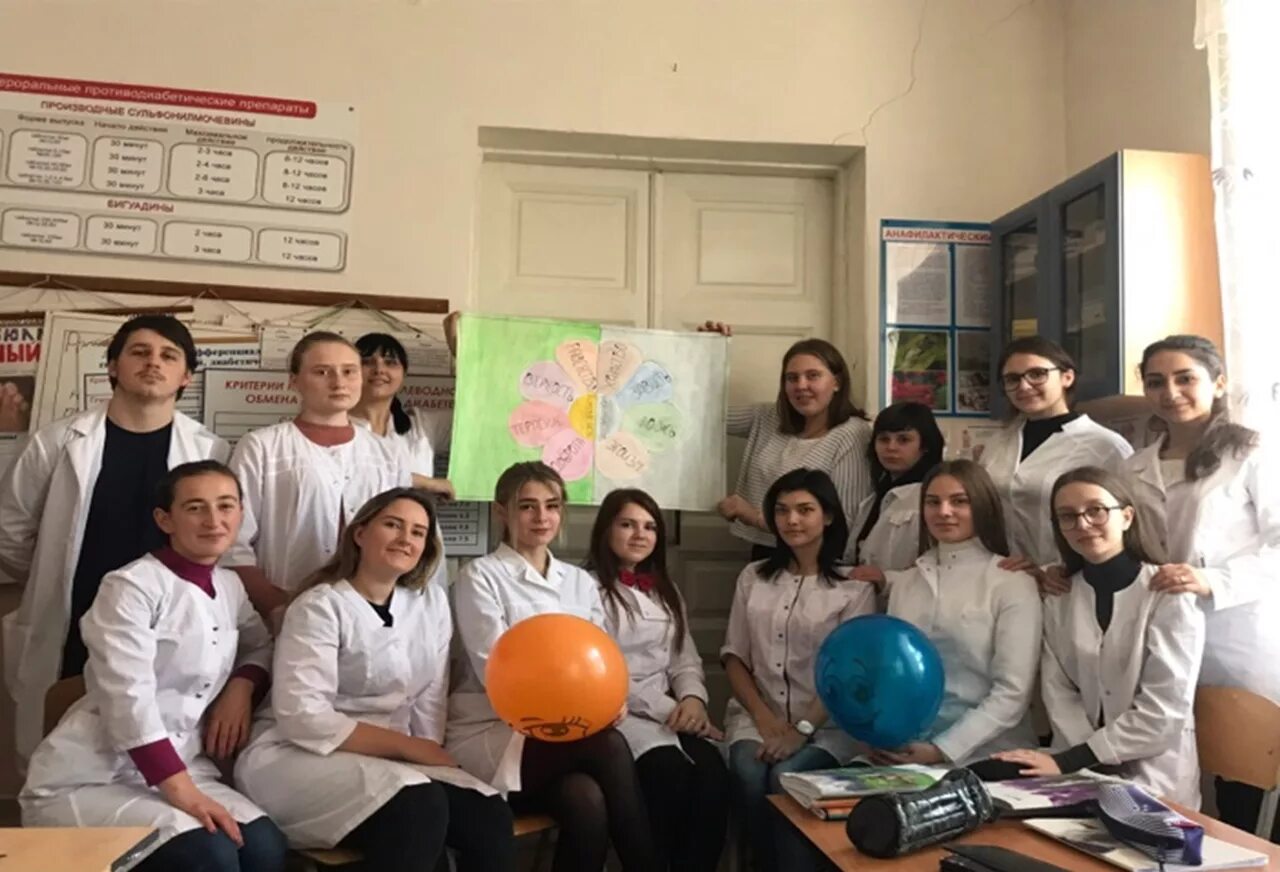 Гбоу школа свао. • шахтинский медицинский колледж им. Мед колледж каменск шахтинский. Каменск-шахтинский медицинский колледж. Г.