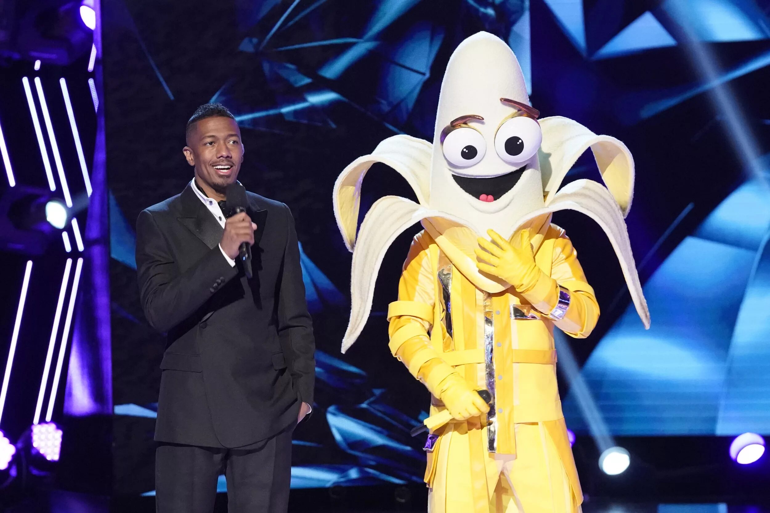 Masked date. Шоу &quot;the masked singer&quot; -2025. mask singer шоу 2025 georgina. the masked singer шоу маска. шоу маска 2 сезон лама.