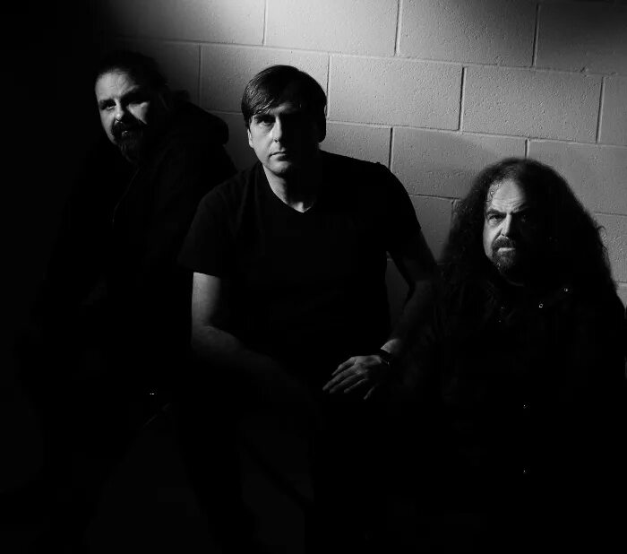 Napalm death клипы. Группа napalm death. throes of joy in the jaws of defeatism napalm death. napalm death life.
