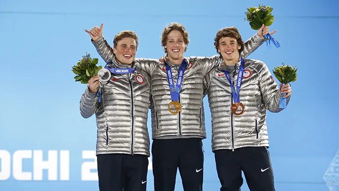 Team USA Olympic House inside Sochi 2014. Гас Кенуорти и Киркоров. Фристайл в Америке на улице передача. Gus Kenworthy, Freestyle Skiing..