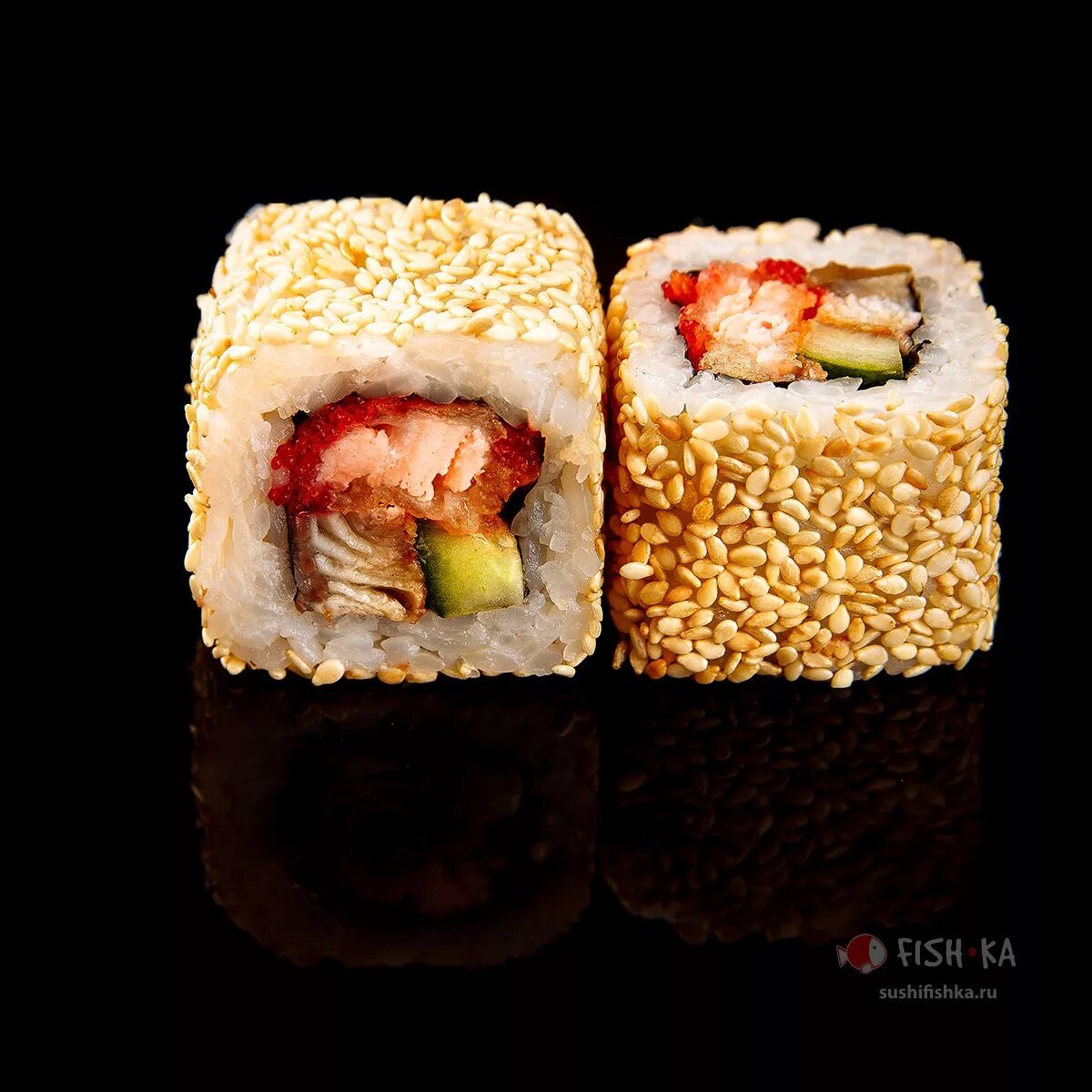 Ролл карнавал. Суши н ролла первоуральск. Роллы сверху. Филадельфия с копченым лососем и авокадо. Роллы с васаби и угрем.