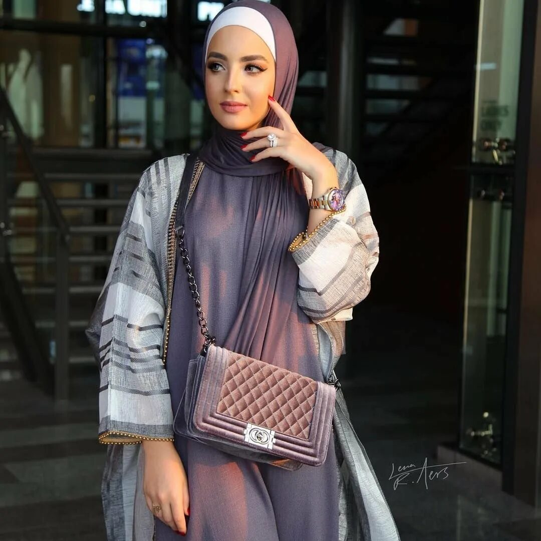 Прозрачный хиджаб. Мусульманские образы. Стильная мусульманская одежда для девушек.