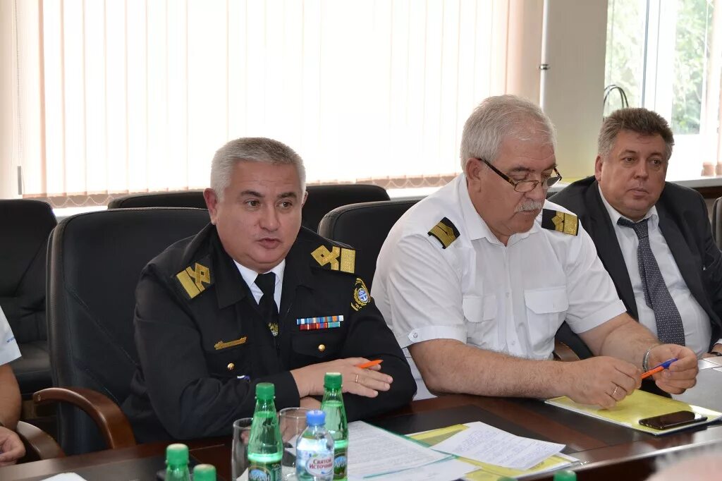 Специалисты водного транспорта