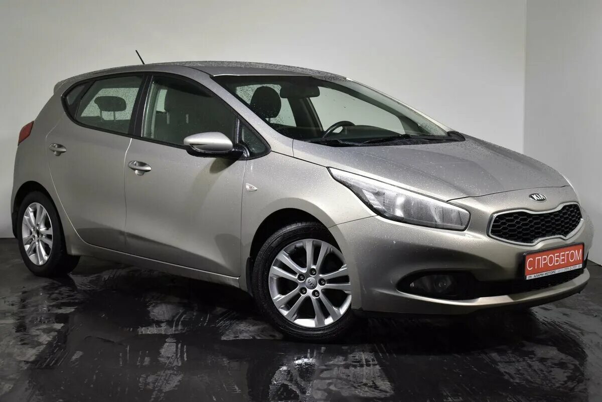 Киа сид хэтчбек 2013. Kia Ceed 2012. Киа СИД 2 хэтчбек. Kia Ceed хэтчбек. Киа СИД 2012 хэтчбек.