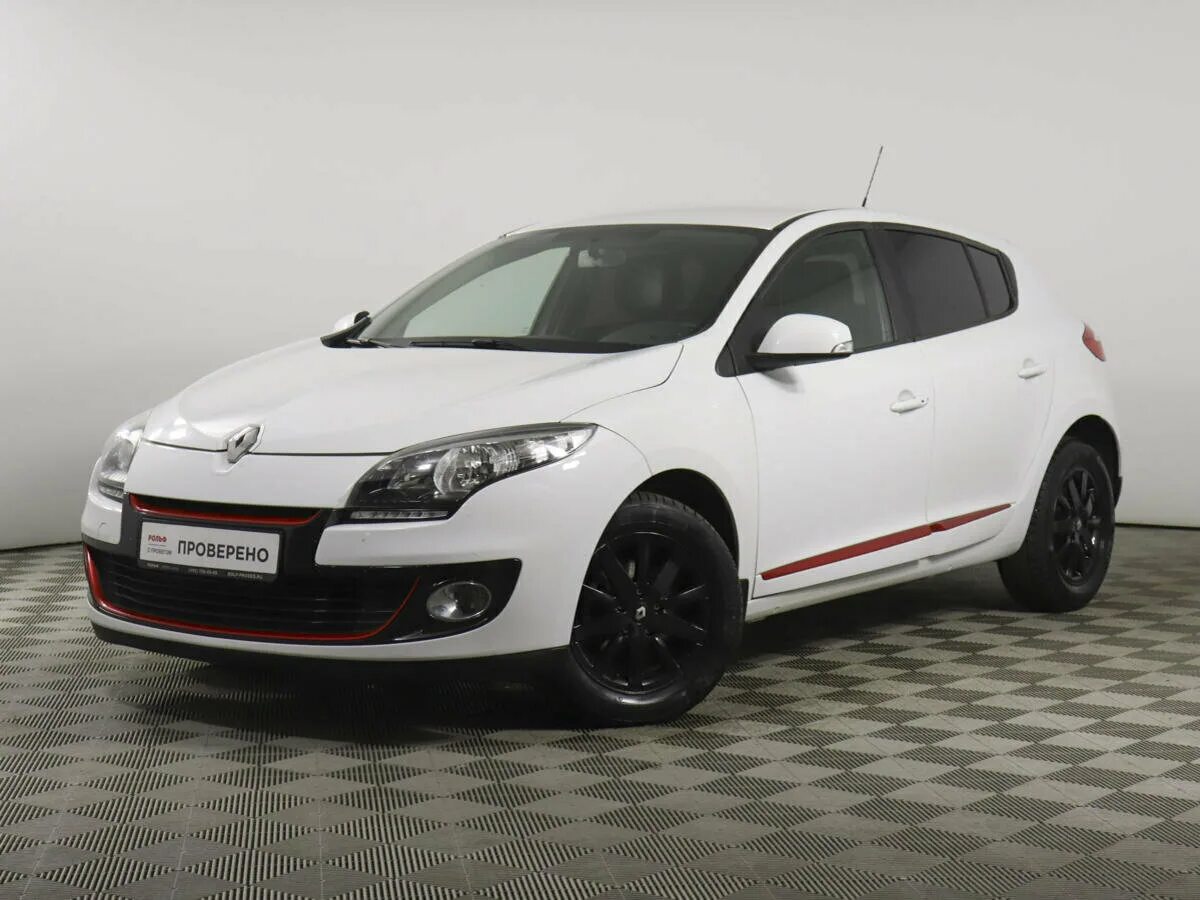 Renault megan 2013. рено меган 3 2013. рено меган 3 хэтчбек 2013. рено меган 2013 хэтчбек. рено меган 3 рестайлинг 2013.