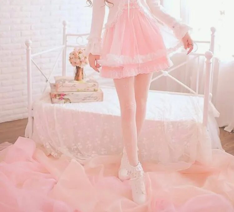 Бело розовые чулки. Платье розовое. Милое платье. Милые платья для девушек. Милое платье для девушки.