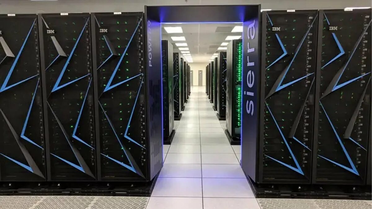 Самая мощная компания. IBM Summit суперкомпьютер. Суперкомпьютер Stampede – POWEREDGE c8220. Sierra IBM Power Systems s922lc. Суперкомпьютер (supercomputer).