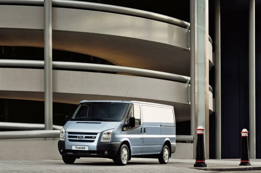 Микроавтобус 2006. Ford transit 2006. ford transit van 2006. ford transit swb. ford transit 6.
