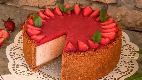 Jahodový cheesecake: Ideální dezert pro každou oslavu. Připravte ho za 5 kroků!