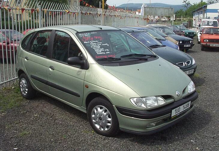 Renault scenic 1.5. Рено Сценик 1999 1.6 бензин. Рено Сценик 1. Рено Меган Сценик 1. Рено Сценик 1 1999.