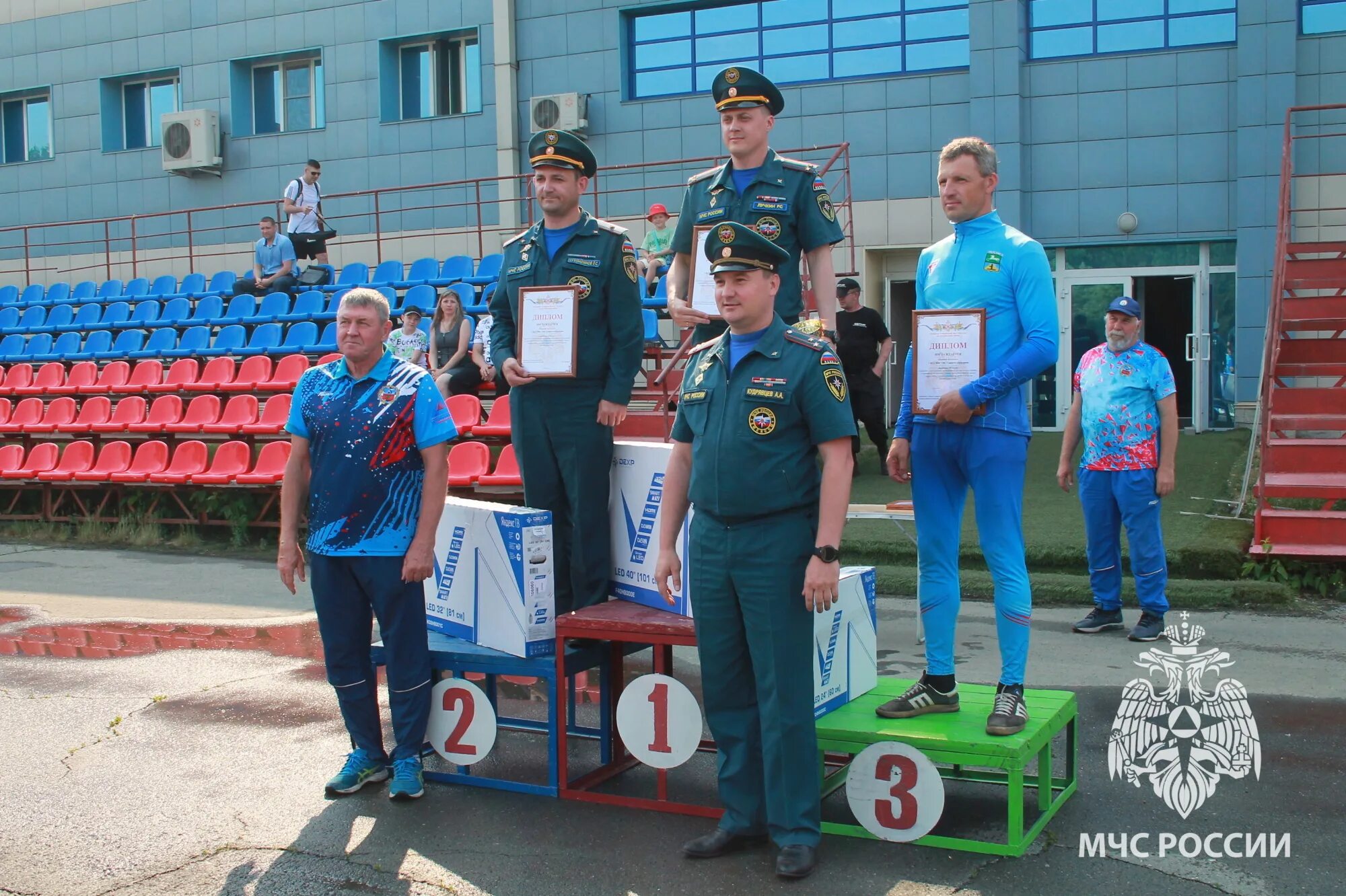 Пожарно-спасательный спорт. МЧС Барнаул. Пожарный МЧС. Команда МЧС. Соревнования в рамках спартакиады