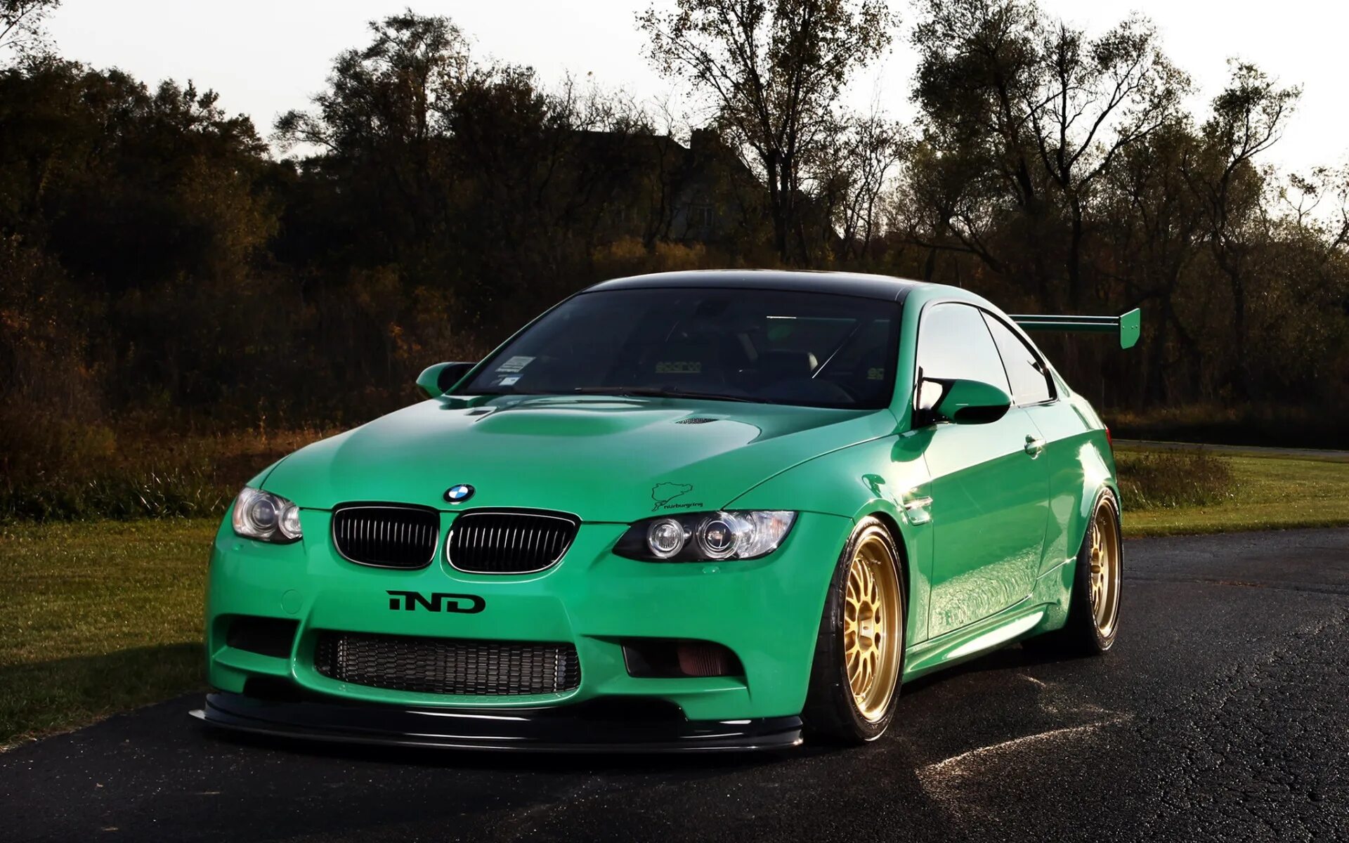 Bmw m3 e92 зеленая. Bmw m3 f80 изумрудная. Green bmw m7. Bmw f30 зеленая. Бмв м3 зеленая.