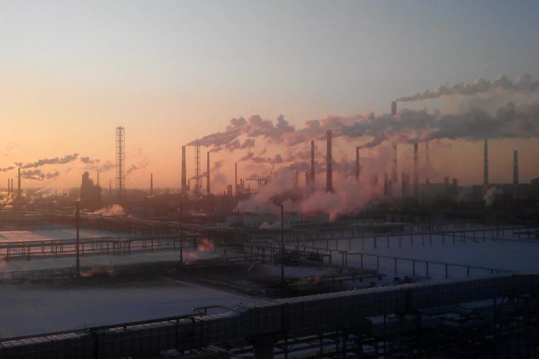 промышленность города кириши.