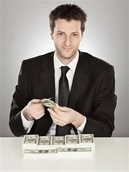 человек оплачивает картой. кредитный комитет банка. перспективная криптовалюта на 2022. девушка расплачивается картой. лишние расходы.