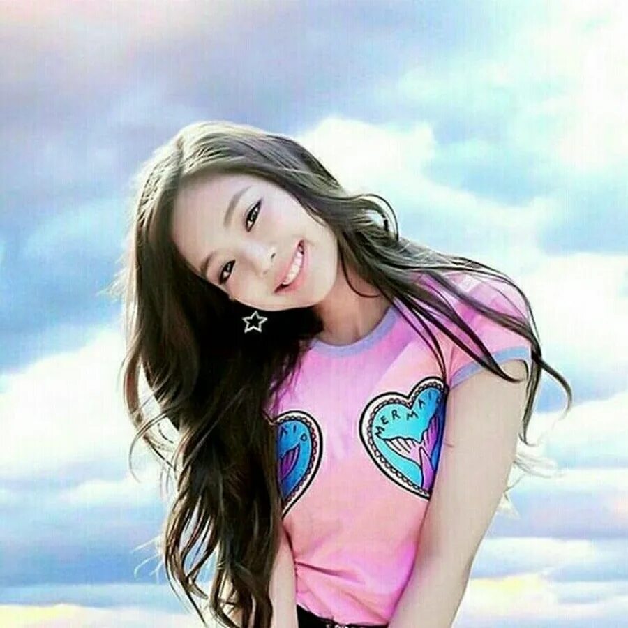 Как зовут дженни. Jennie blackpink. блэк пинк jenny. дженни блэкпинк 2025.