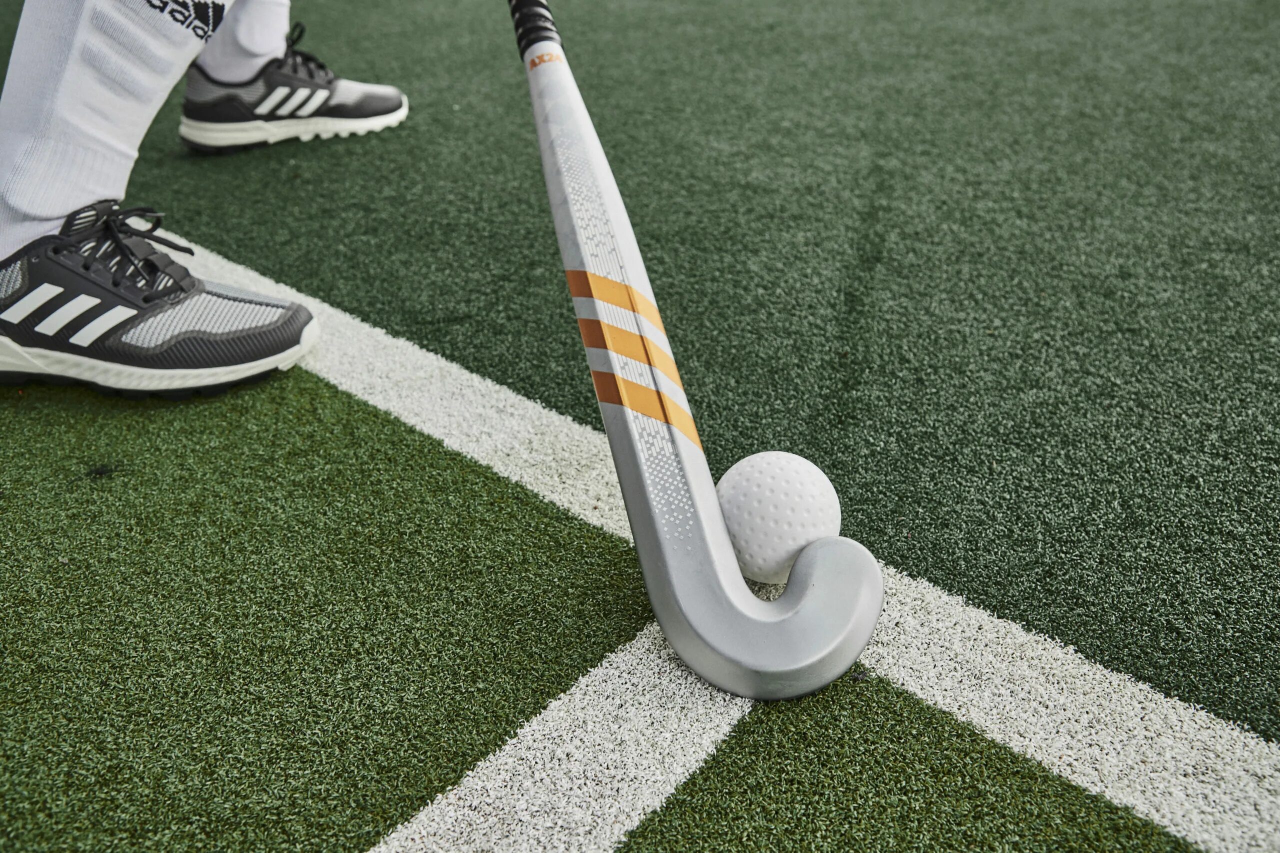 Adidas field Hockey. Клюшка адидас хоккейная. Клюшка для крикета. Клюшка для хоккея с мячом на траве. Хоккей на траве купить