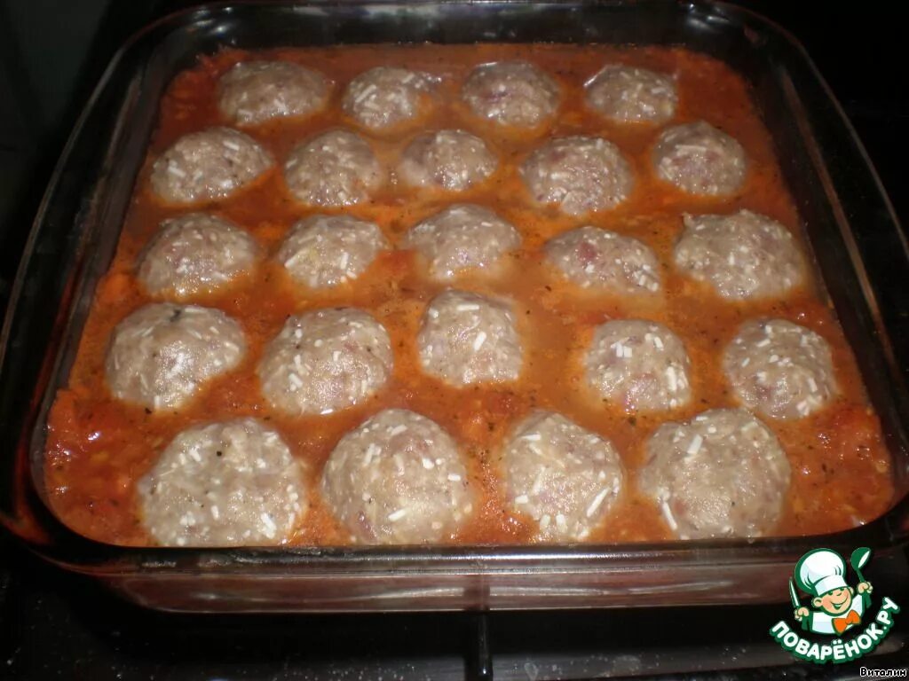 Сколько в духовке куриные тефтели. Тефтельки в духовке с подливкой. тефтели в духовке с подливкой в духовке. тефтели в духовке с подливкой. тефтели в духовке фото.