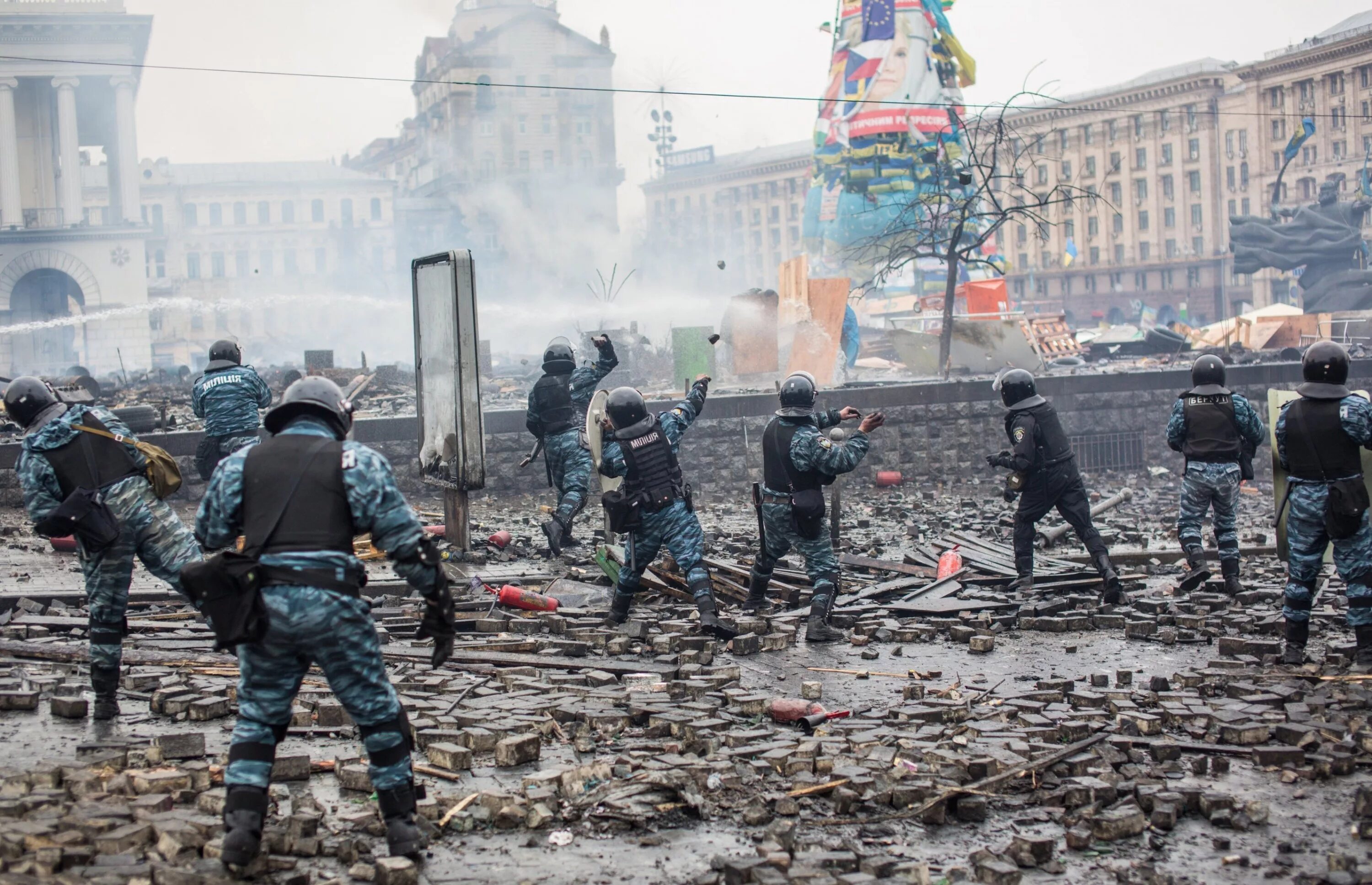 Майдан на Украине в 2014 Беркут. Беркут 20 февраля 2014 на Майдане. Включи майдан