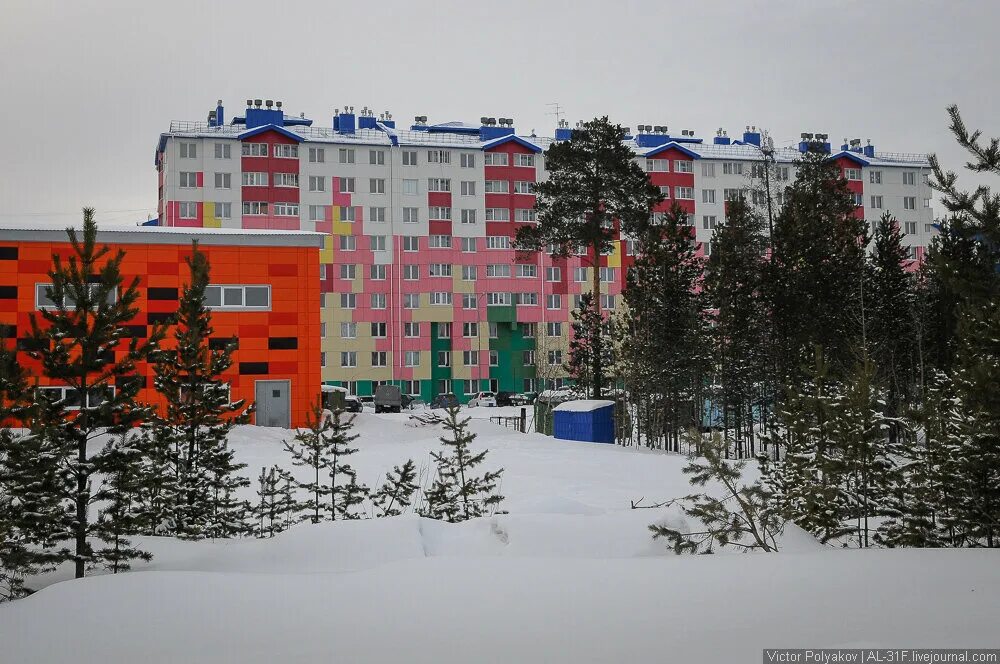 Центр город ноябрьск. Ноябрьск Тюменская область. Город Ноябрьск ЯНАО. Парк Ноябрьск города Ноябрьска. Ноябрьск город климат.