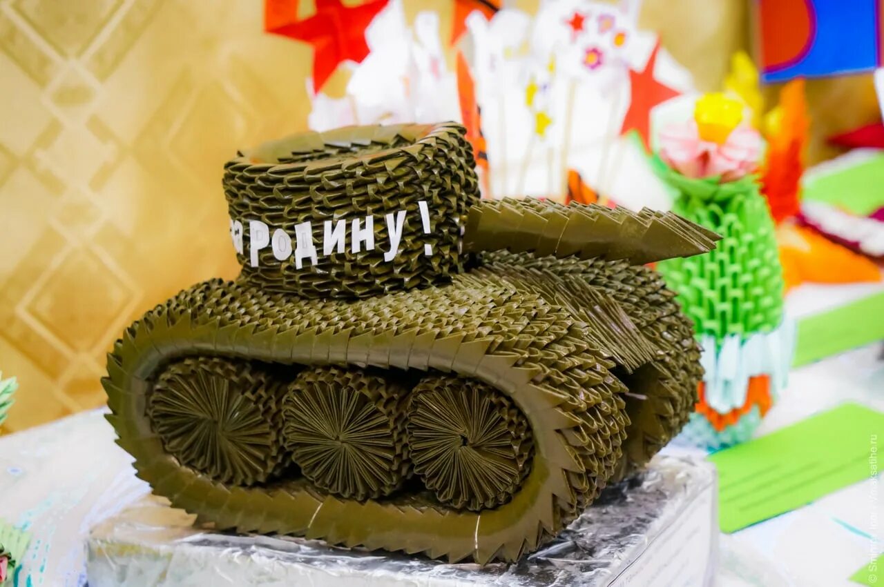 военные поделки. поделки на 23 февраля военным. поделки военной техники. военные поделки. военная техника из картона.