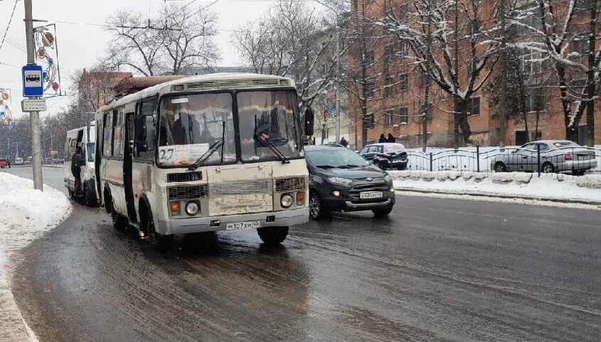 Проезд автобусом калуга. Калуга общественный транспорт. автобус калуга. маршрутки калуга. калужский троллейбус автобус.