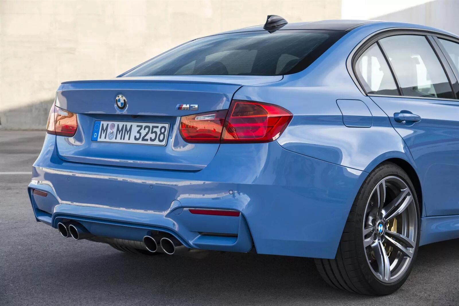 Bmw 3 задний. BMW m3 sedan. BMW m3 sedan 2015. BMW m3 f80.