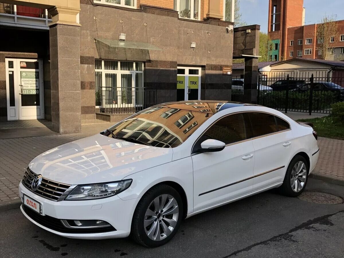 Пассат сс отзывы. Фольксваген Пассат СС 2012. Фольксваген Пассат СС 1. VW Passat cc 2012 белый. Фольксваген Пассат СС белый.