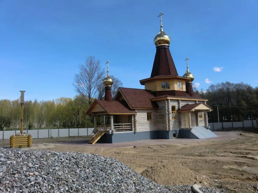 Храм тримифунтского в санкт петербурге. Храм святителя спиридона тримифунтского в санкт-петербурге. церковь спиридона тримифунтского в спб. храм спиридона тримифунтского в левашово. храм спиридона тримифунтского в детскосельском.