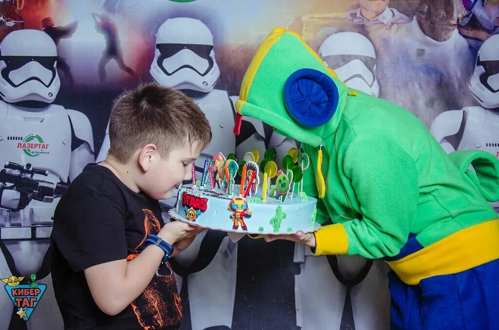 лазертаг в омске. развлекательный центр лазертаг. лазертаг стерлитамак. лазертаг в альтаире. лазертаг новый уренгой звездный.