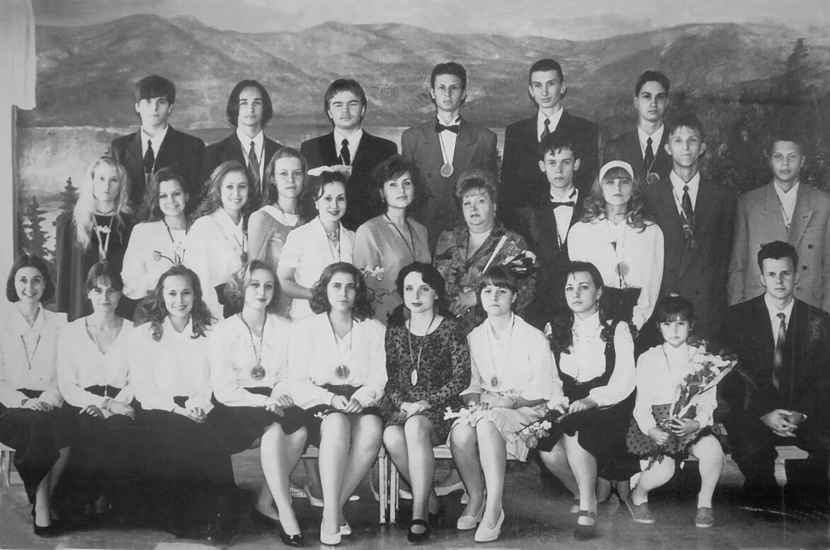 127 школа снежинск. Учителя гимназии 127 снежинск. Гимназия 127 снежинск фото. Гимназия 127 снежинск официальный сайт. Школа 127 снежинск учителя.