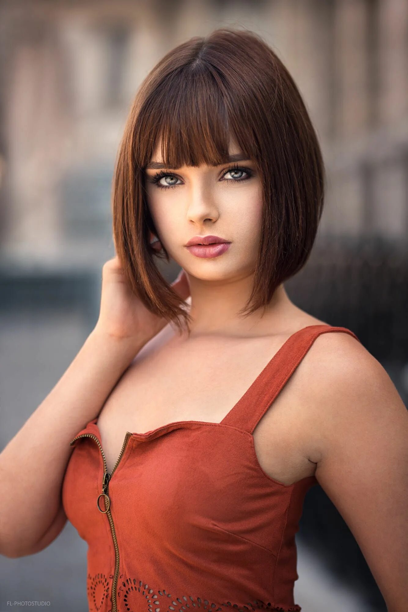 Девушка под каре фото. Marie grippon. модель marie grippon. девушка с каре.