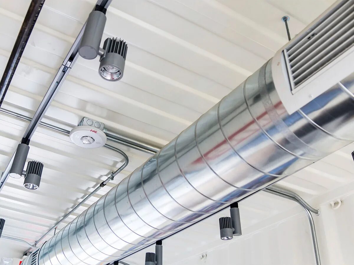 Аспирационные системы воздуховодов. Система промышленной вентиляции схема. Системы вентиляции информация. Схема установки канального вентилятора система вентиляции. Организация воздухообмена в производственных помещениях.