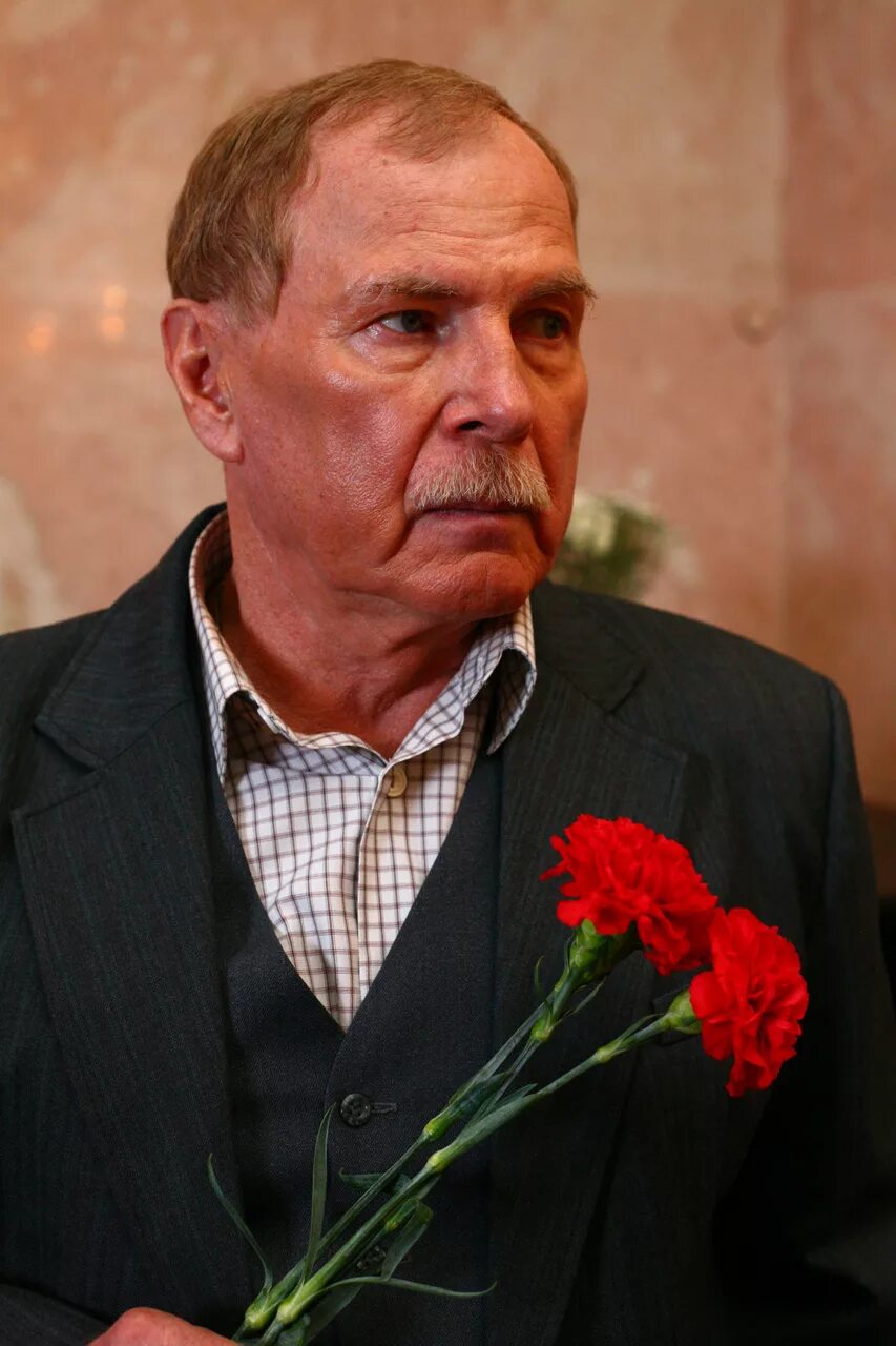 артист владимир гостюхин. владимир гостюхин фото. владимир гостюхин 2021. владимир гостюхин в молодости. владимир гостюхин фото.