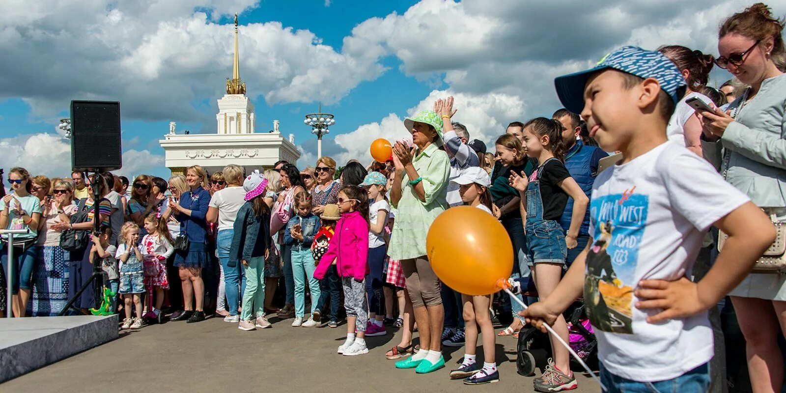 День защиты детей ВДНХ. ВДНХ прогулка с детьми. ВДНХ Москва экскурсия для детей. День города экскурсии.