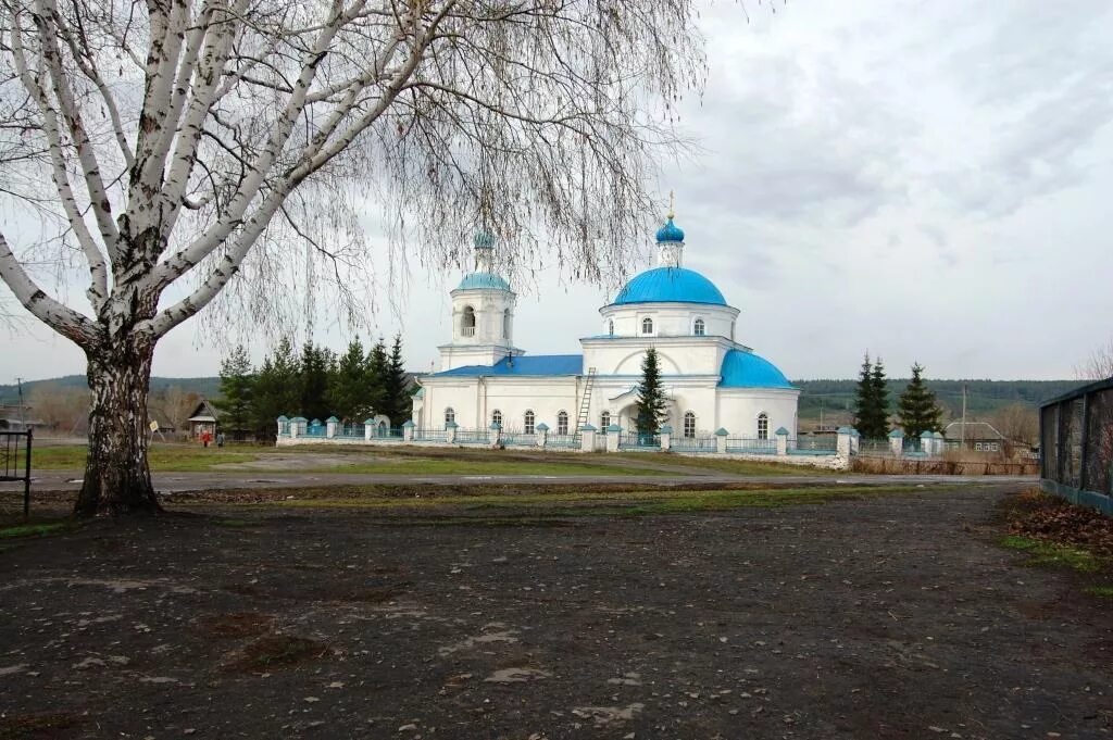 Храм покрова пресвятой богородицы (малая грибановка). Село малая хомутерь. Церковь малая хомутерь. Село малая хомутерь. Село малая хомутерь.
