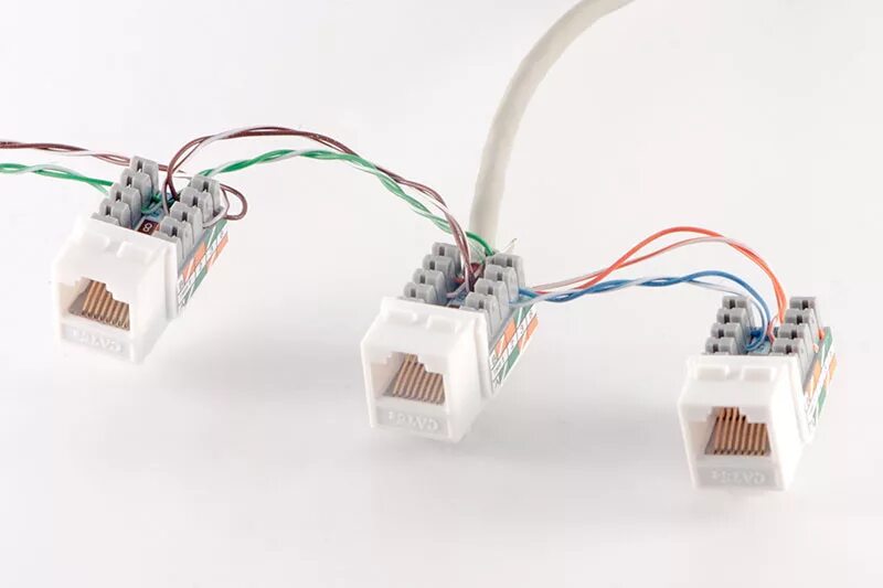 Разъемы подключения телефона. Rj45 to rj11. VTS переходник rj12 rj45. Телефонная розетка RJ-11 2 порта. Rj11, rj12, rj45.