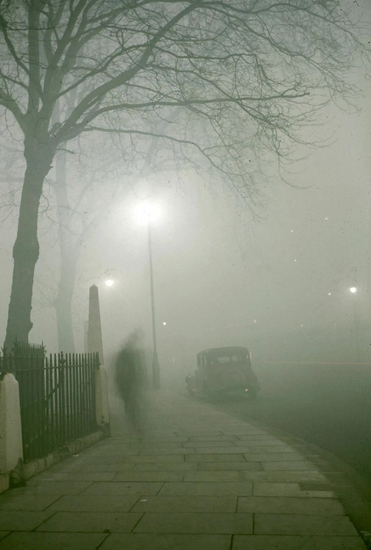 Город тумана 5. Великий смог 1952 года в Лондоне. London smog Disaster of 1952. Туман 1952 года Лондон. Лондонский туман декабрь 1952.