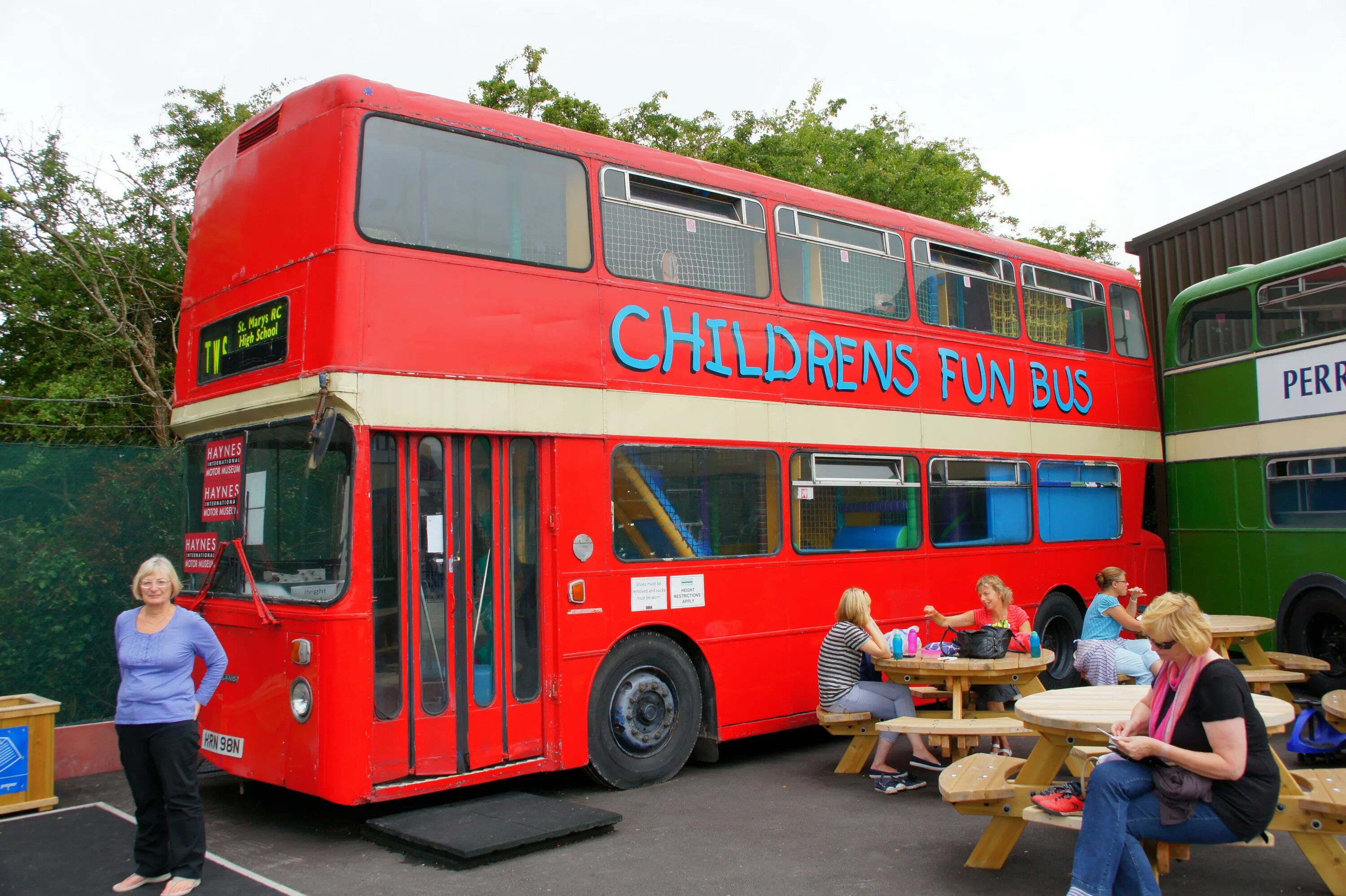 Funny bus. Фан сан автобусы. fun bus. 2 автобус сарой.