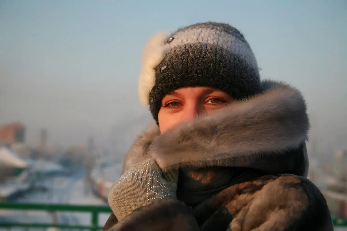 Похолодает до -32. Лютый Мороз в городе. Новосибирск Мороз. Лютый холод. Сильные морозы в новосибирске