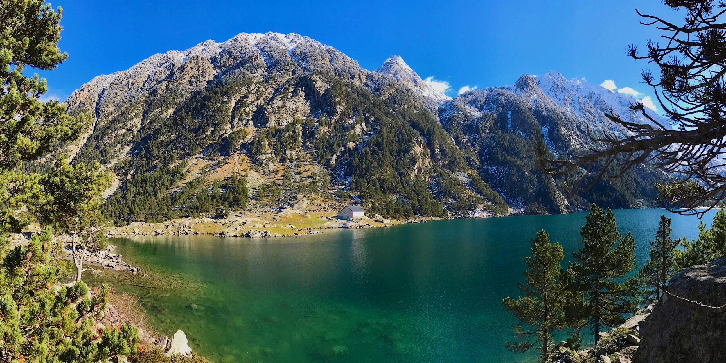 Франция горы реки. Природа франции. Гора река кыргызстан. Франция горы реки. Ардеш франция.