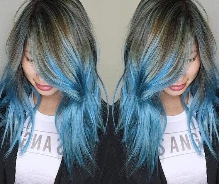 Синие кончики. Синие пряди на русых волосах. Синее мелирование на темные волосы. Блондинка с голубыми прядями. Блу аква цвет волос.